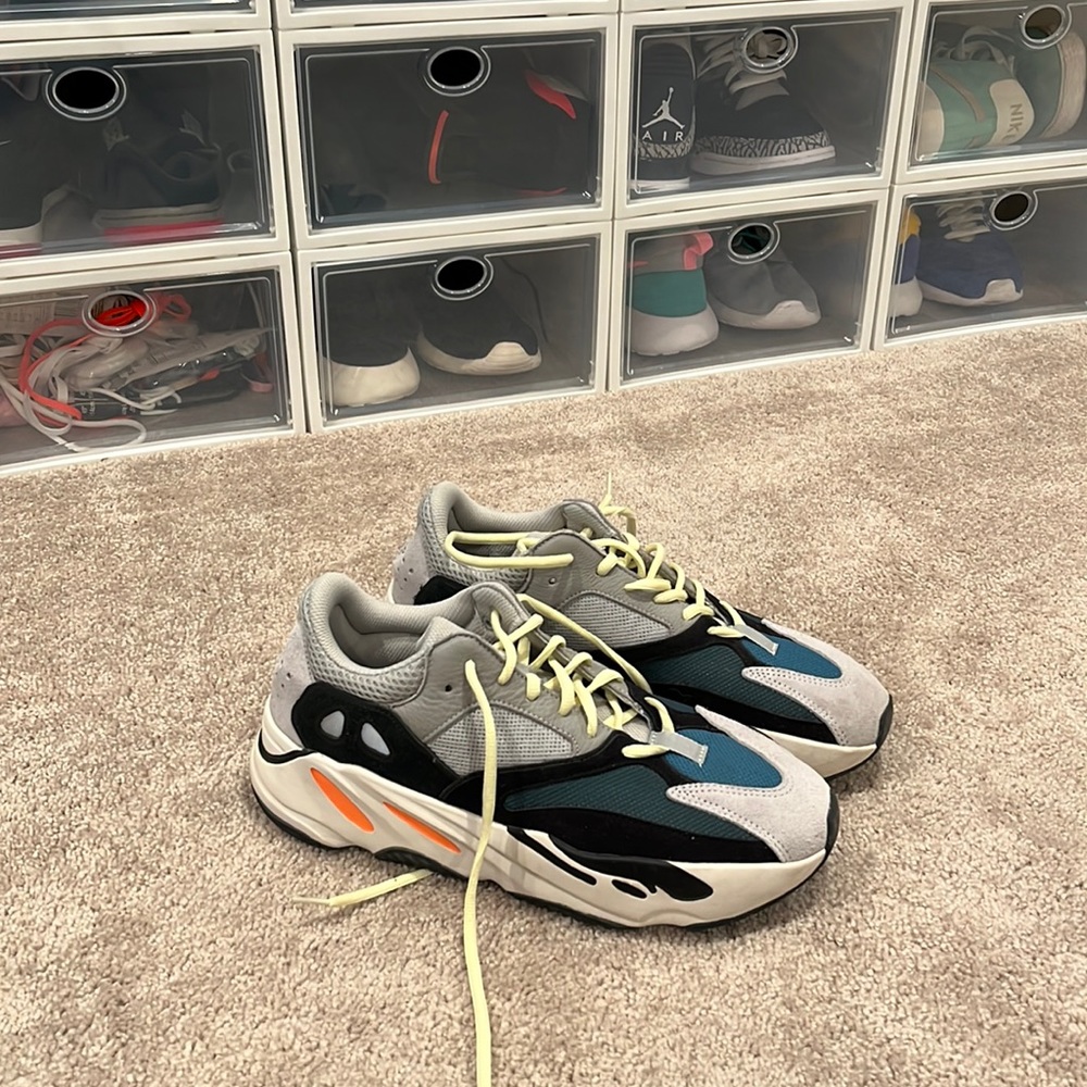 Adidas Waverunner Men’s sz10